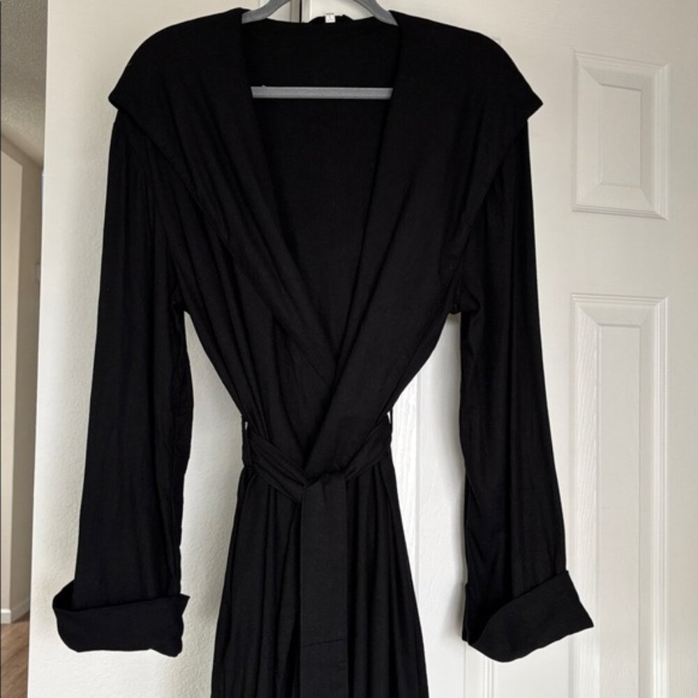 Elegant Turkish Muslin Cotton (L) Hooded / Belted Lounge or Ceremonial Robe - Picture 6 of 6